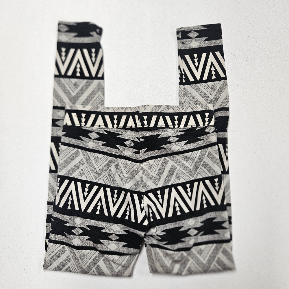 American Eagle High Rise Aztec Print  Leggings Size S